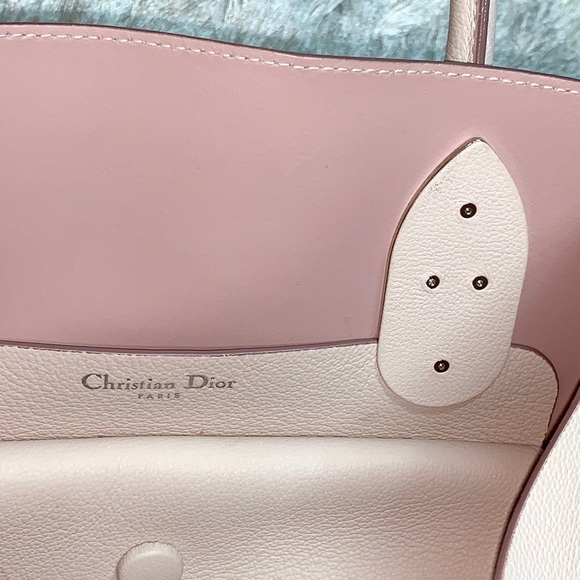 🔻BIG SALE🔻Dior Blush Nude Pink “Open Bar” Bag - Picture 7 of 8